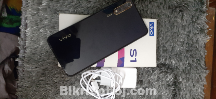 Vivo s1 8-128